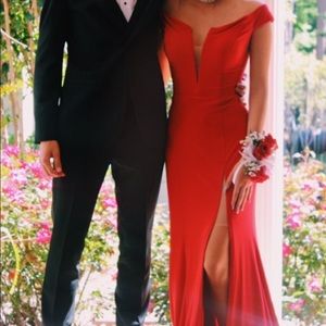 red prom dress